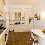 Apartment Titty House - Crocetta